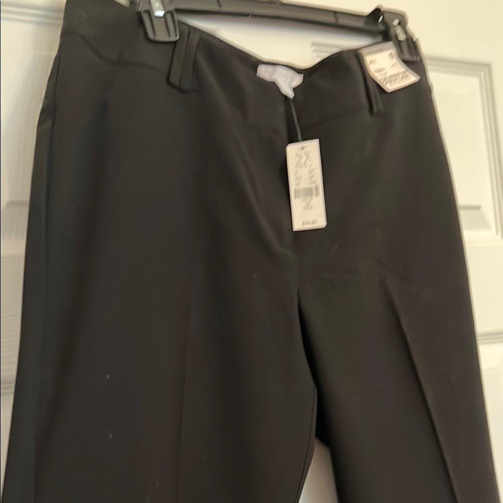 🚨New York & Company Black Curvy Mid Rise Tall City Stretch Bootcut Pants NWT🚨 - Picture 4 of 7